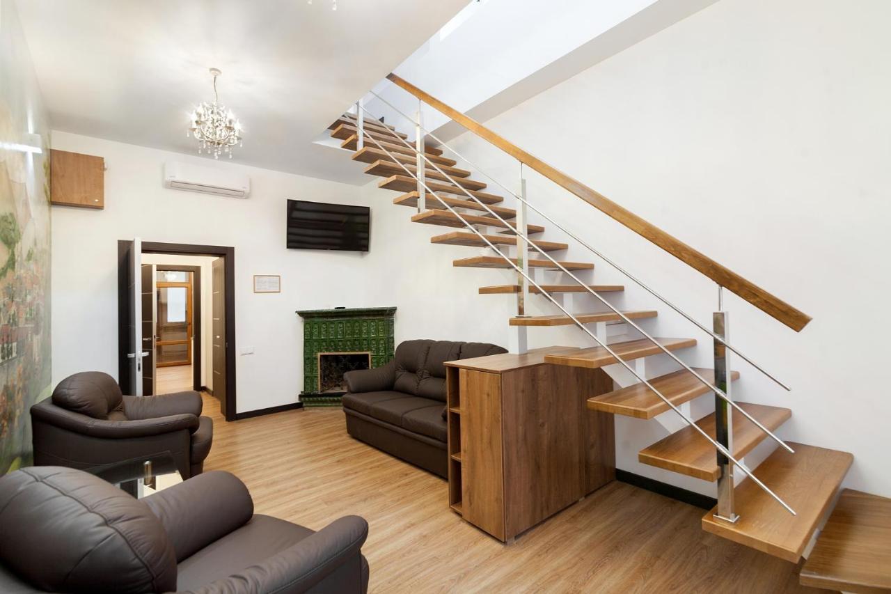 Leogrand Apartment On Doroshenka 38 Лвив Екстериор снимка